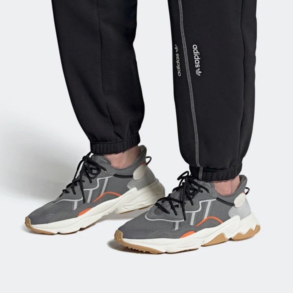 NEW WITHOUT BOX = adidas originals Ozweego 'Grey Gum' FY1569